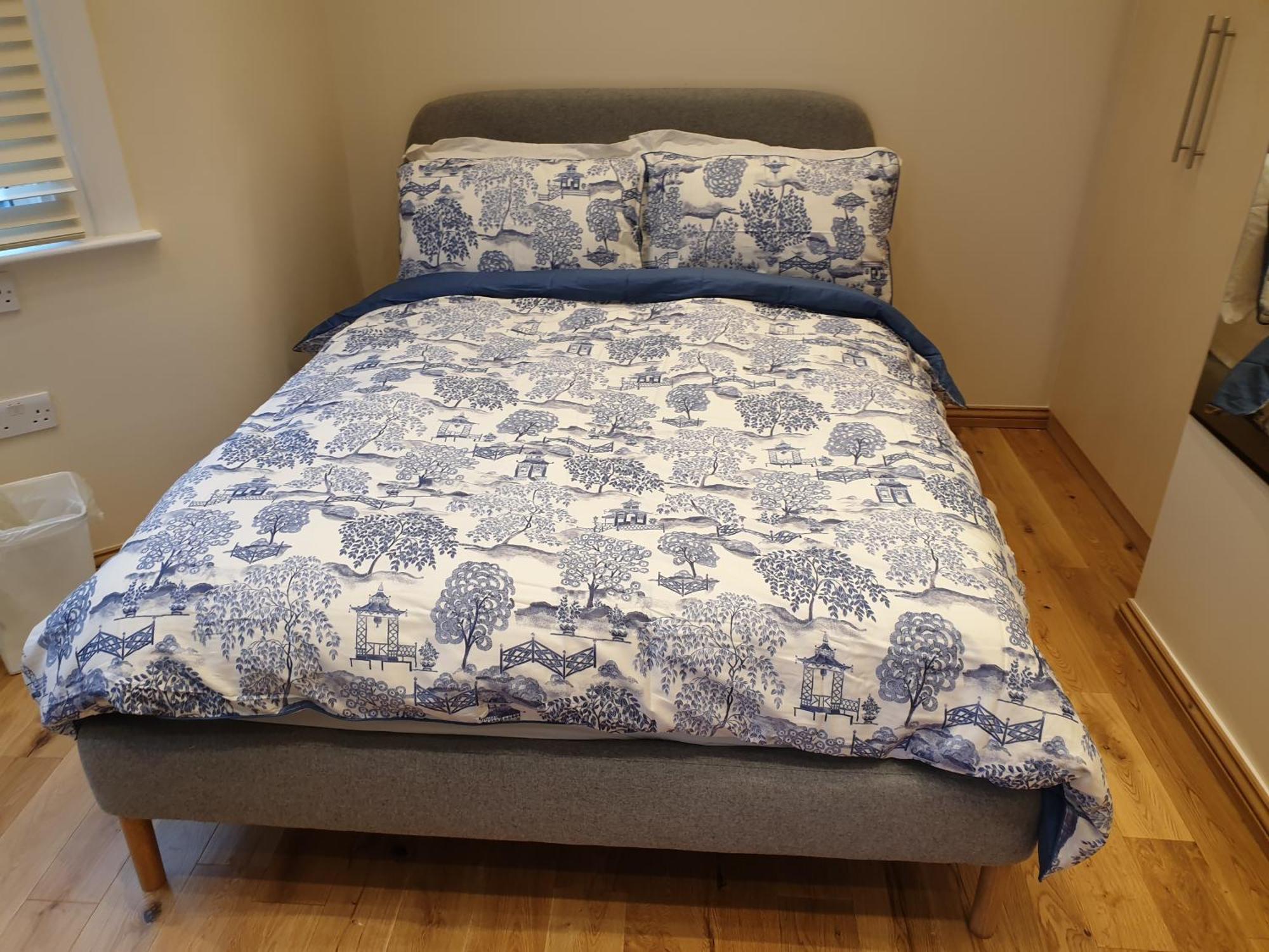 London Luxury Apartments 3 Bedroom Sleeps 8 With 3 Bathrooms 5 Mins Walk To Tube Station Free Parking Ilford Kültér fotó